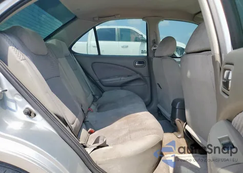 2004 Nissan Sentra 1.8 z USA, uszkodzony, nr VIN 3N1CB51D94L875823